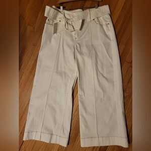 White mid rise cropped wide legged pants